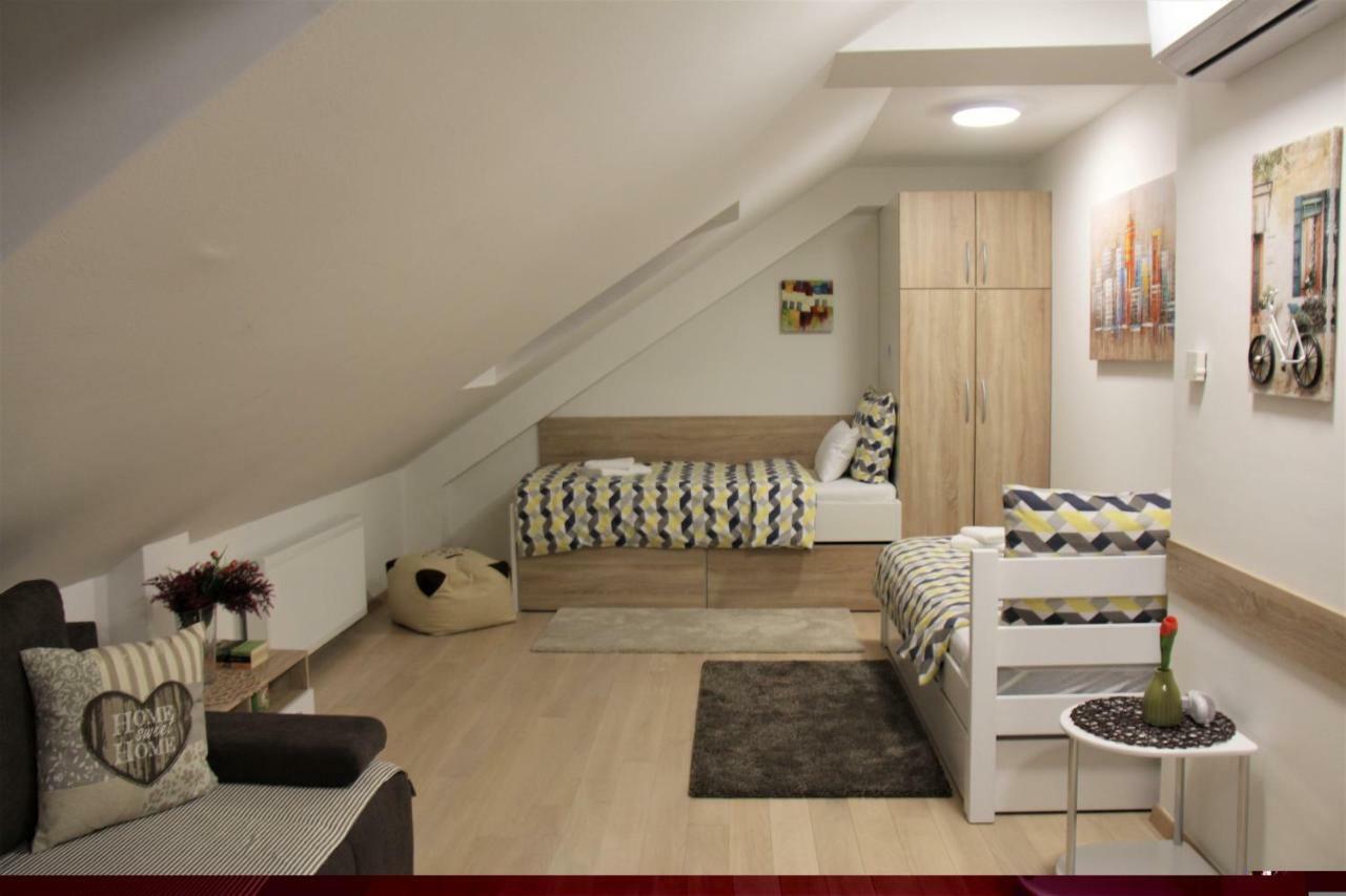 Borna 2 * Zagreb